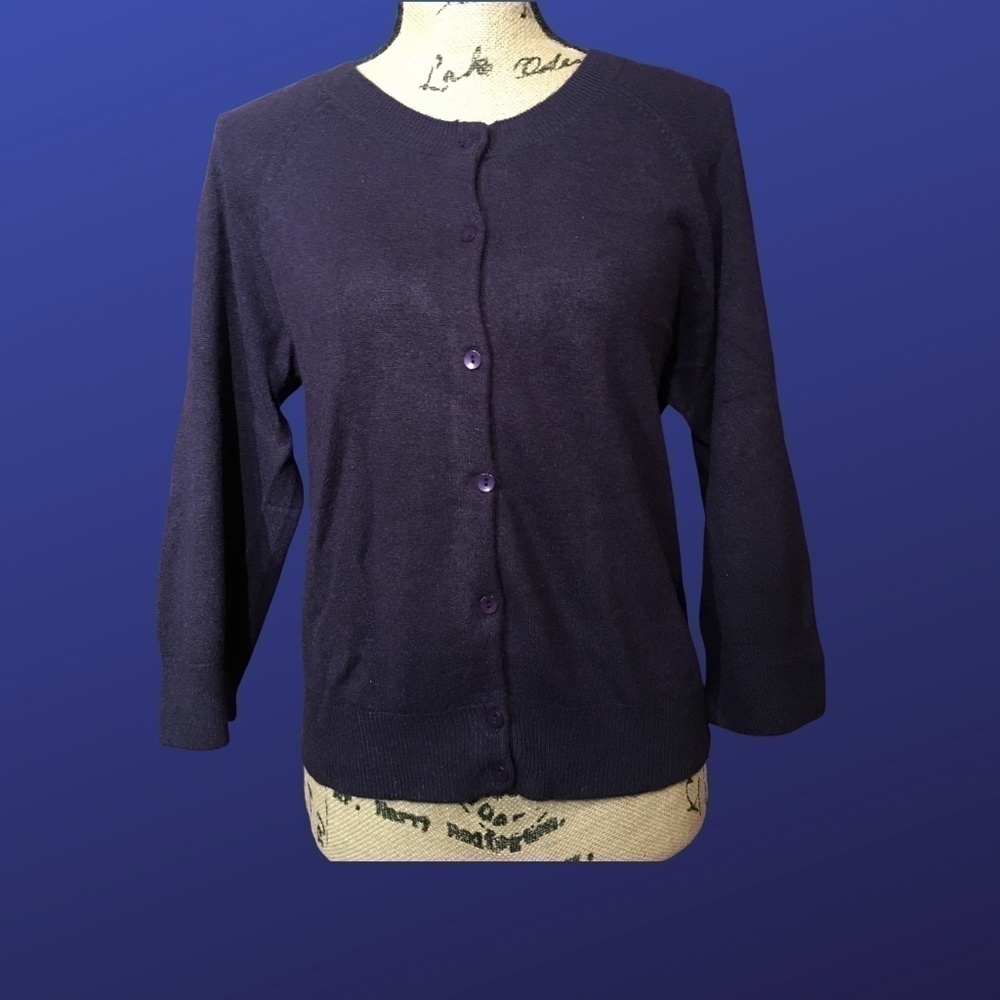 New YORK & COMPANY 100% Acrylic 3/4 SLEEVE Cardigan, EGGPLANT PURPLE, Size L
